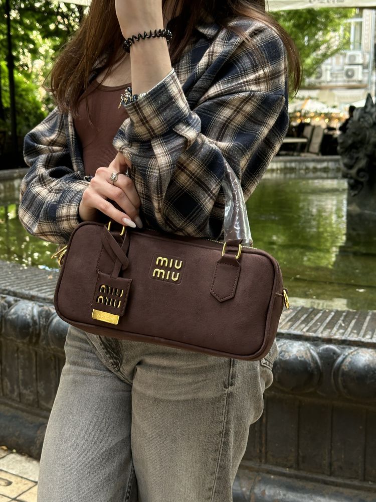 Miu miu сумочка в шоколданому кольорі