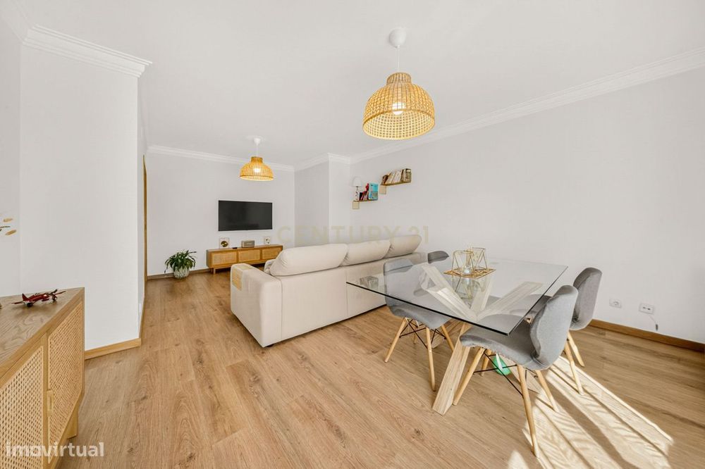 Apartamento T2 | Urbanização Moinho do Guizo – Mina de Água