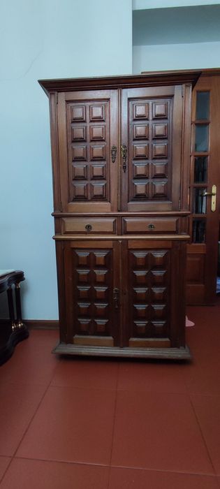 Armário de arrumação