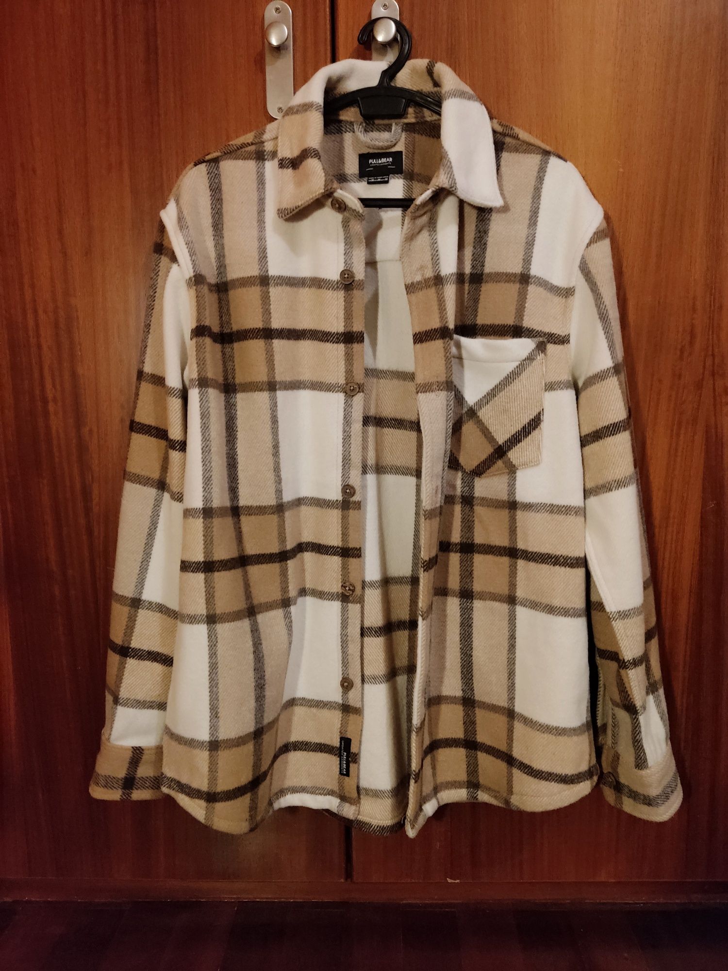 Camisa Bege Pull&Bear