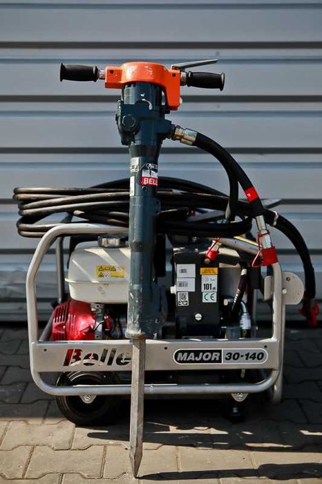 Wynajem młot wyburzeniowy hydrauliczny stacja wynajem narzędzi