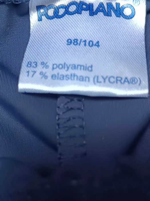 Spodenki plażowe kąpielówki granatowe 'Pocopiano' 98/104