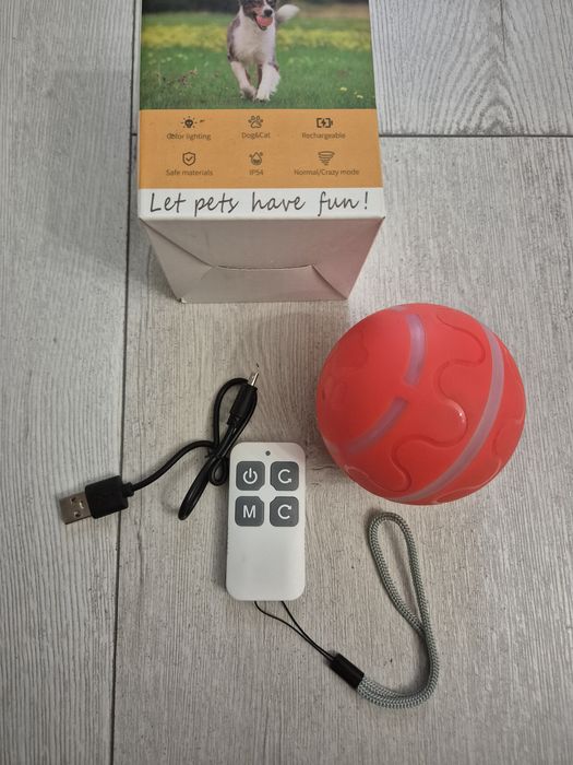 Interaktywna piłka dla psa kota