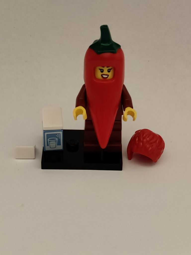 Minifigurka LEGO CMF 22 czlowiek Papryczka