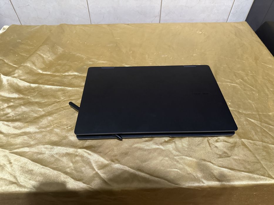 Samsung book 3 como novo