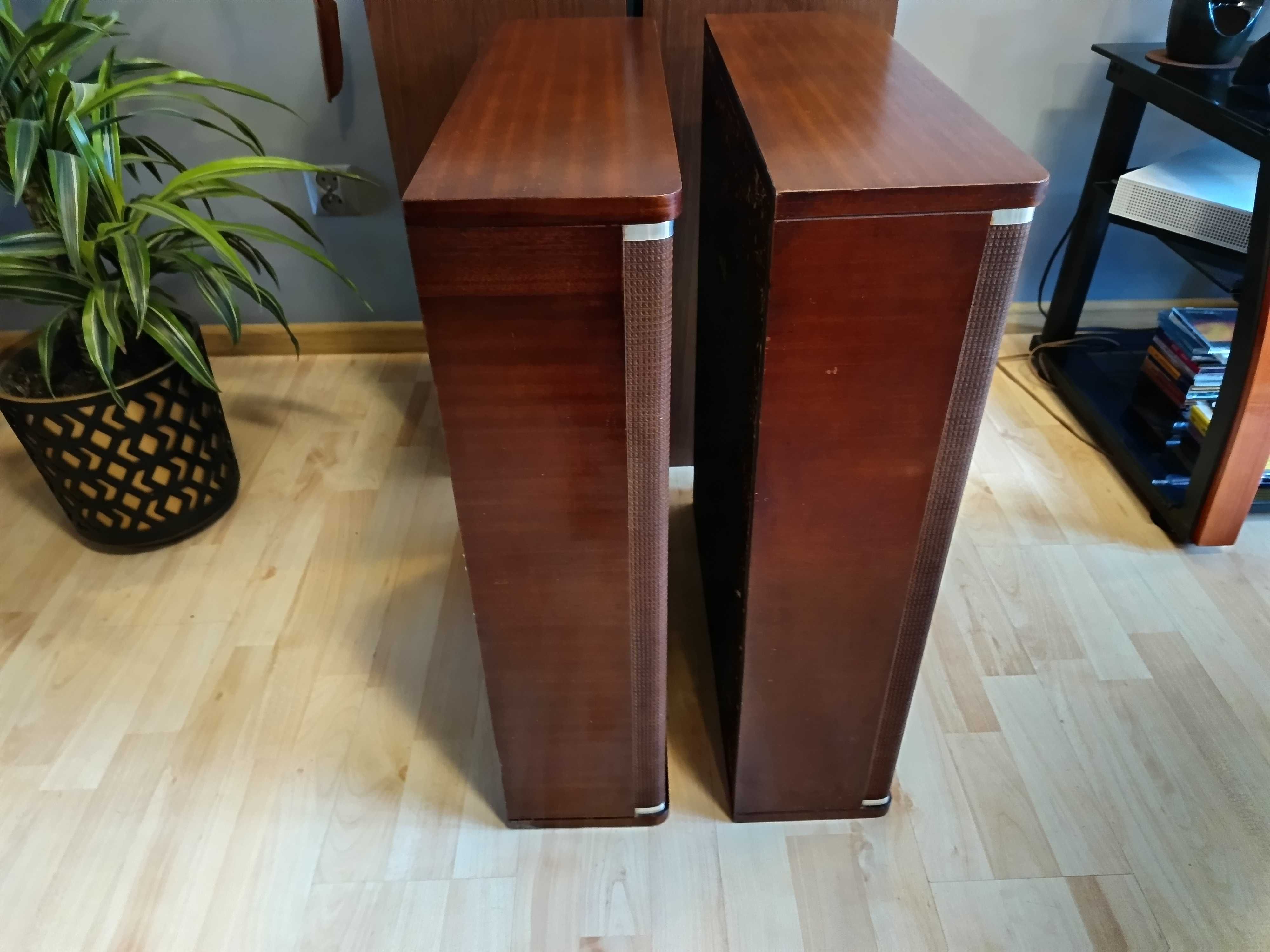 Kolumny Wharfedale Dalesman 2
