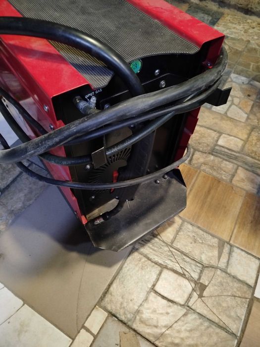 продам зварювальний напівавтомат.