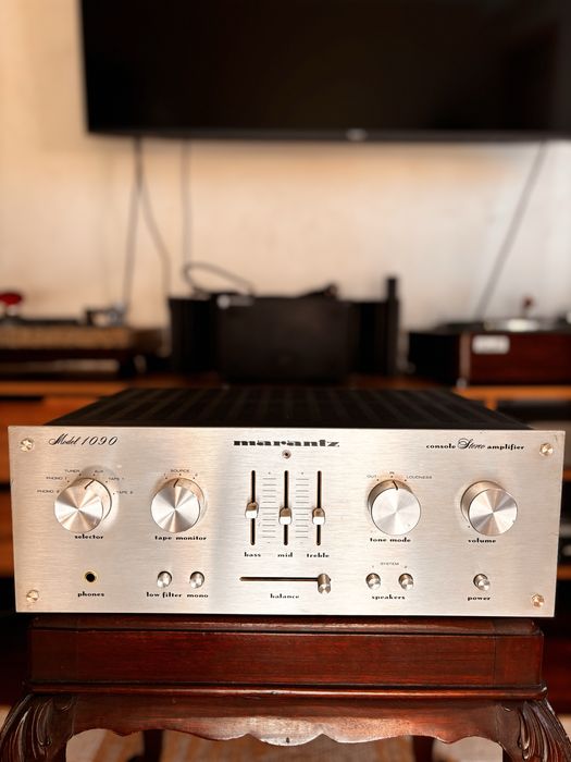 Amplificador Marantz 1090
