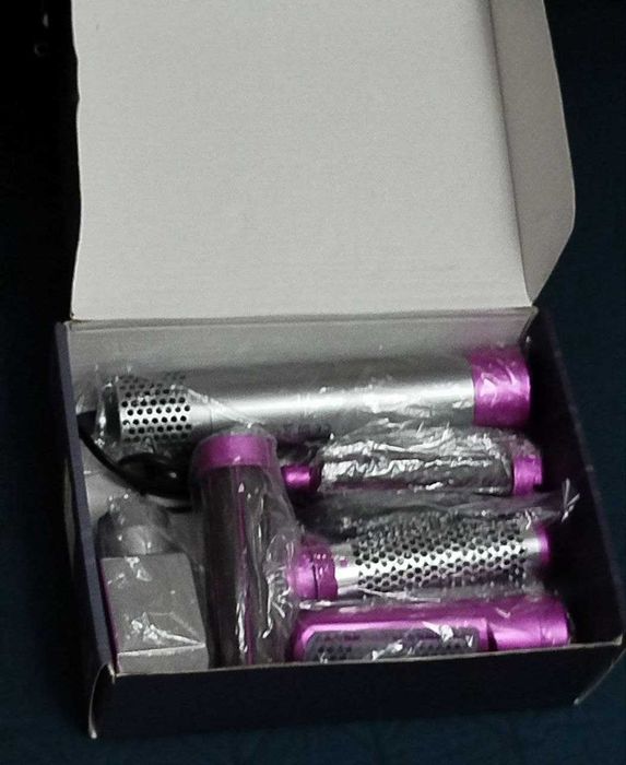 Фен-щітка з насадками для укладки волосся