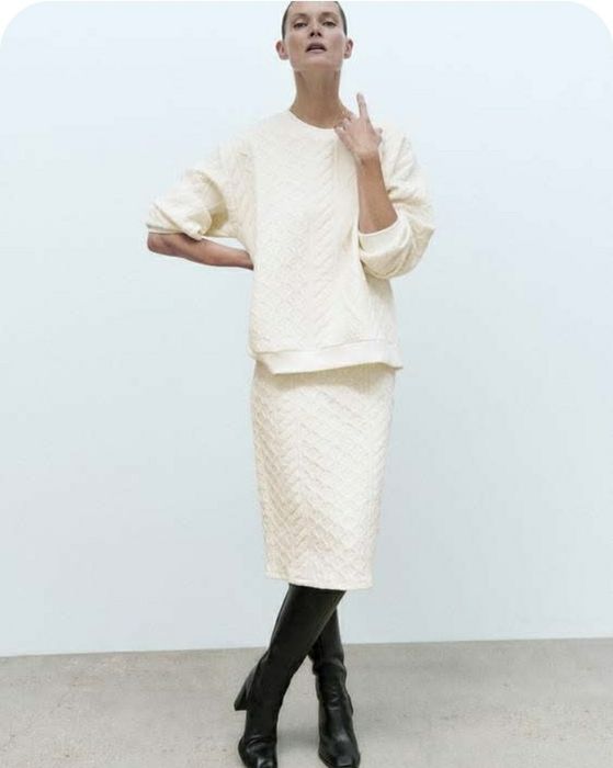 Свитшот ZARA белый