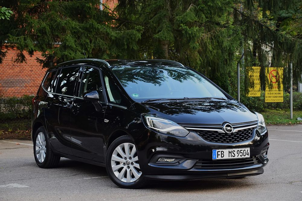 Opel Zafira Piękna Zafira!Benzyna!Automat!7-osób!Navi!Led!