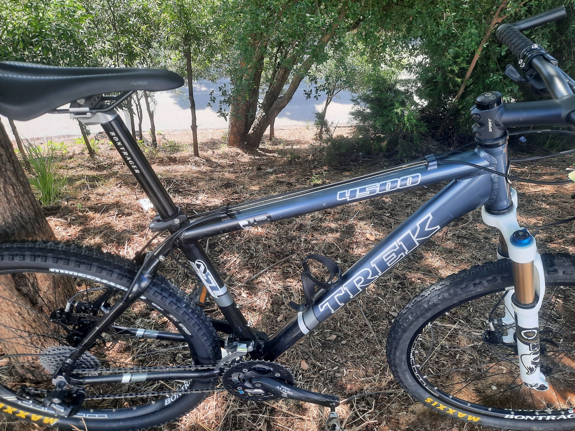 Trek de btt com fox barataa