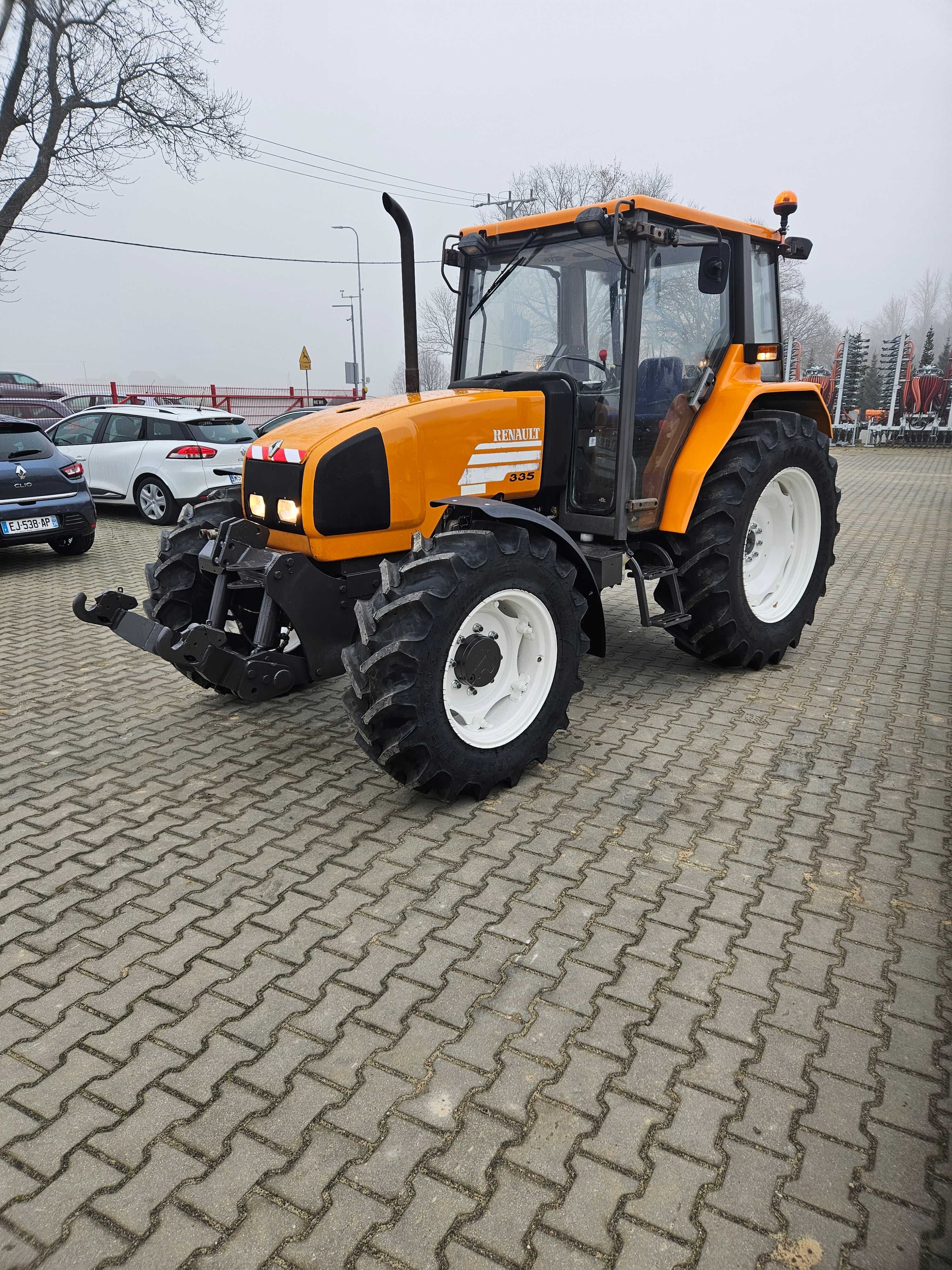 Renault Ceres 335