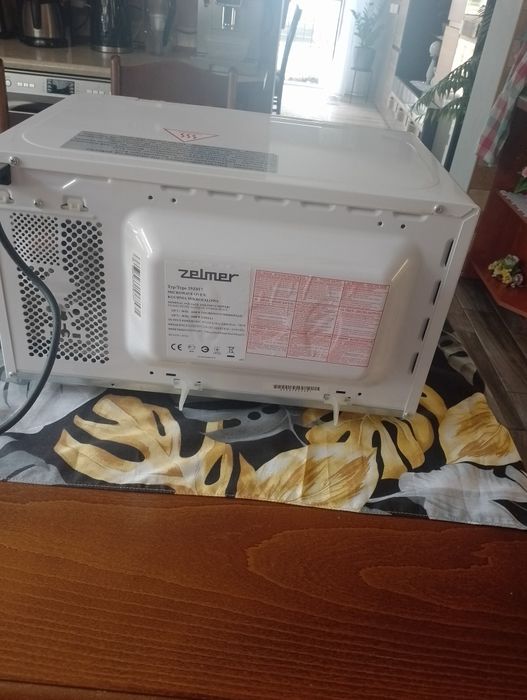 Sprzedam kuchenkę mikrofalową