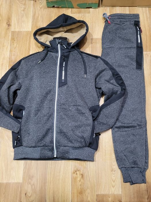 Мужские спортивные костюмы на меху. Польша.M- 3XL. Флис- войлок- мех.