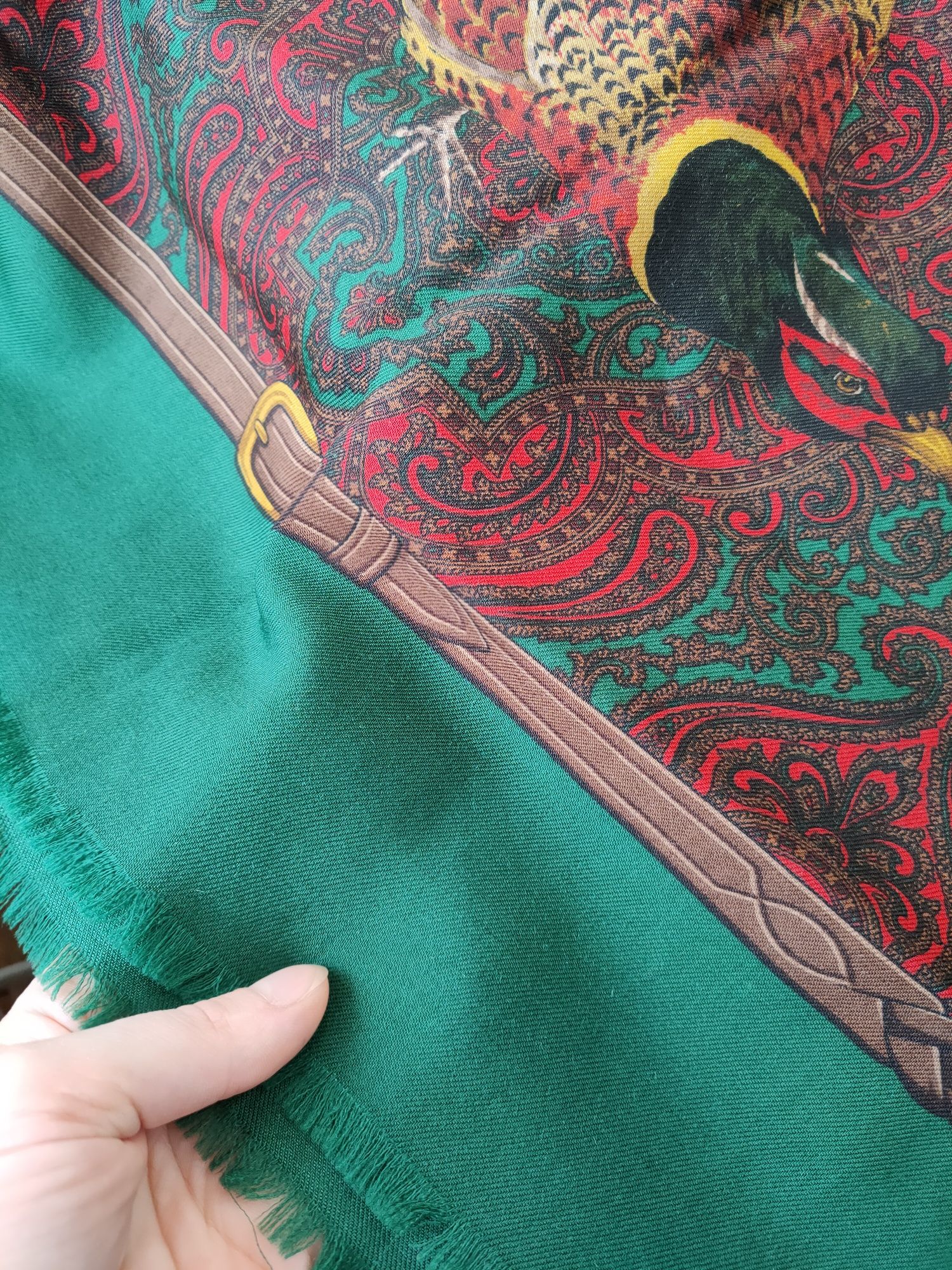 Шерстяной винтажный огромный платок фазаны сумка седло  Gucci