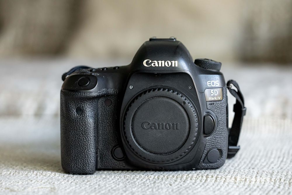 Canon 5D Mark IV