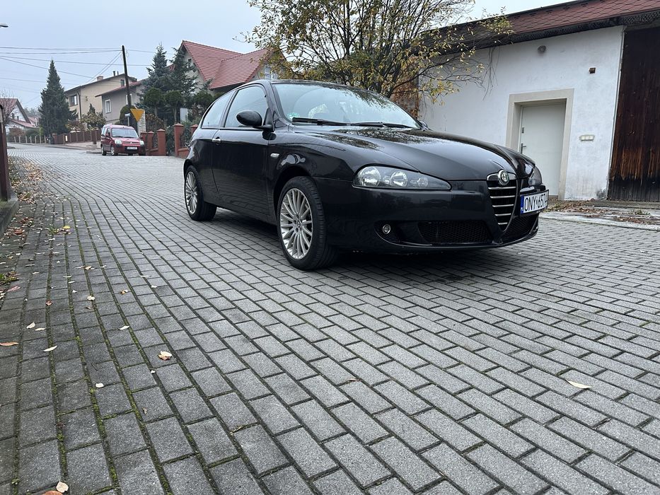 Sprzedam Alfe Romeo 147/zamiana na disel/pilnie sprzedam