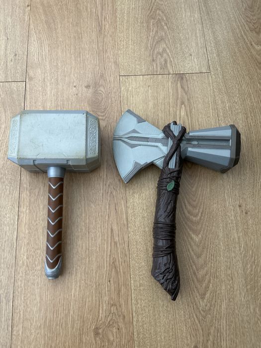 Conjunto machado e martelo Thor