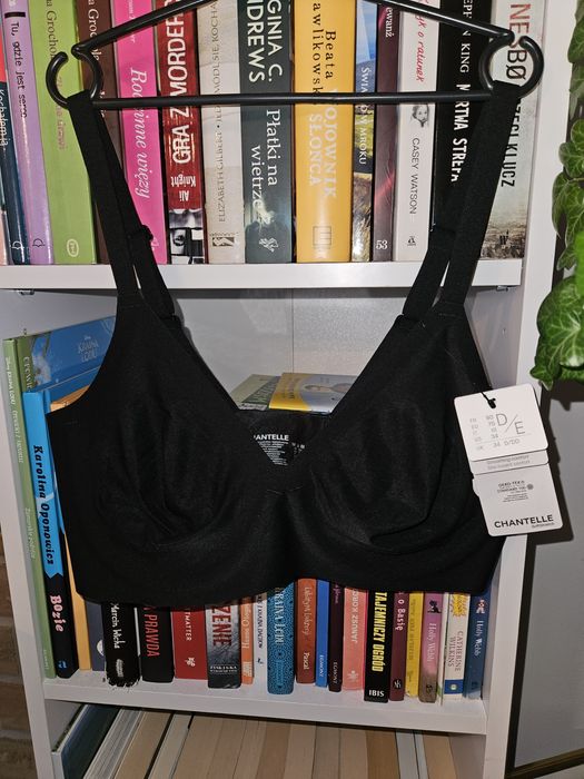 Biustonosz Chantelle Soft Stretch czarny 75 D/E