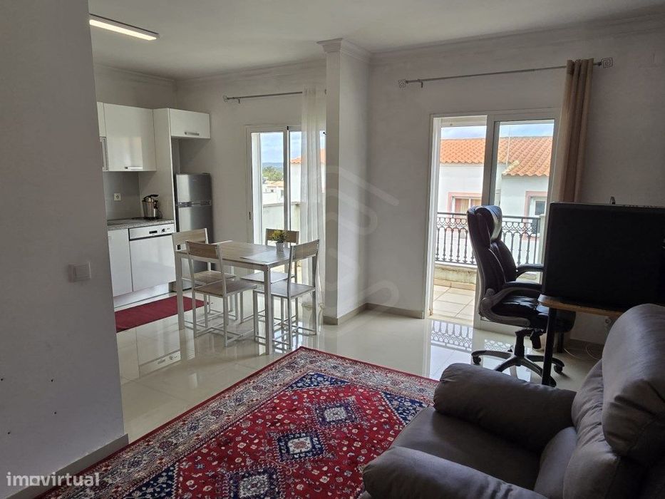 Apartamento T1+1 com garagem em Tunes, Silves, Algarve