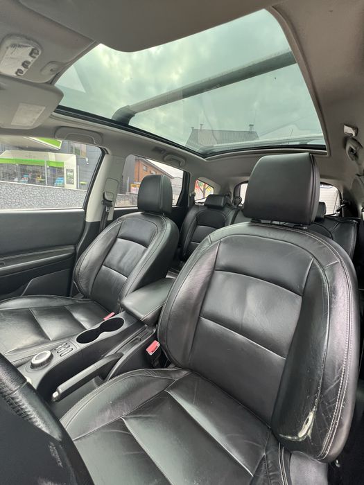 Nissan Qashqai+2 2012