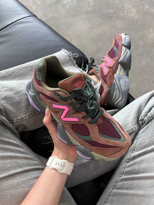New Balance 9060 Burgundy