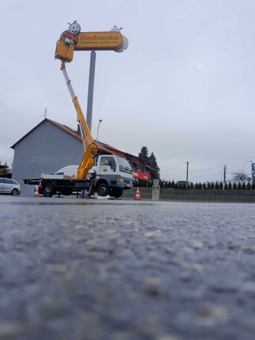 Zwyżka podnośnik koszowy, malowanie mycie dachów wycinka drzew rębak