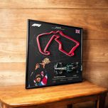 Рамка 2в1 з Bburago F1 W15 Mercedes та British GP 1/43 #44 Hamilton