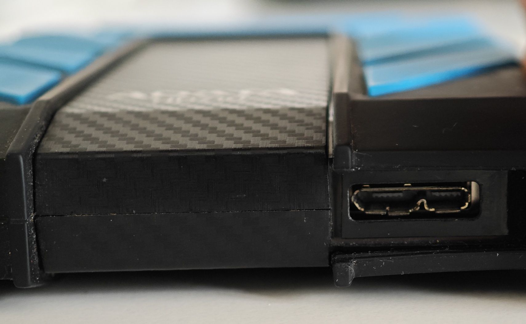 Dysk twardy przenośny ADATA HD710 1TB