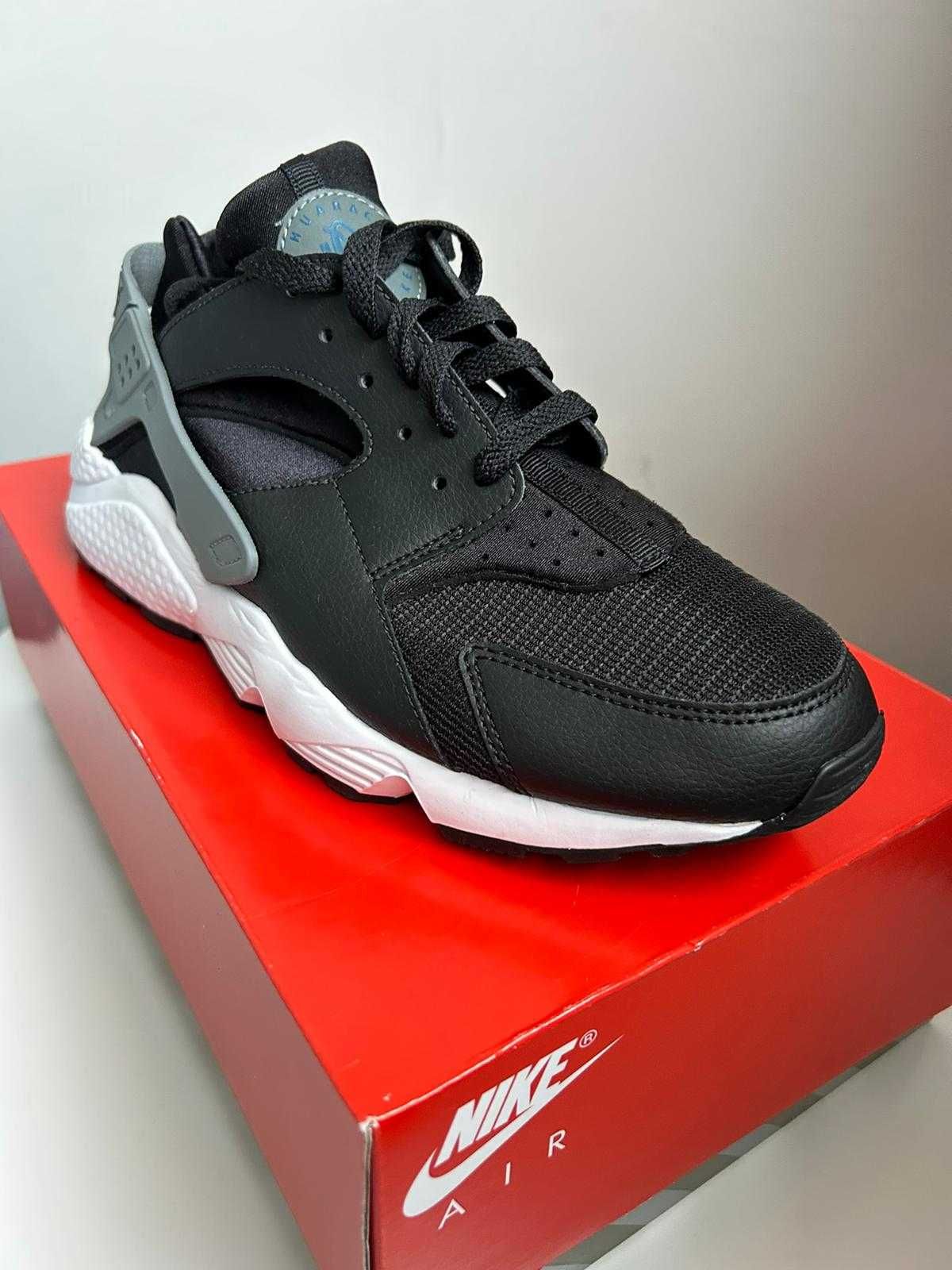 Nowe Buty Nike Huarache - Rozmiar 42.5 / 27 cm