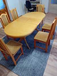 Stół I krzesła tapicerowane 6 sztuk.