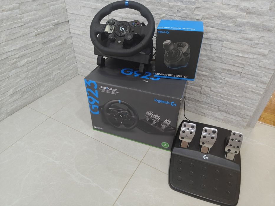 Kierownica Logitech G923 Xbox/PC
