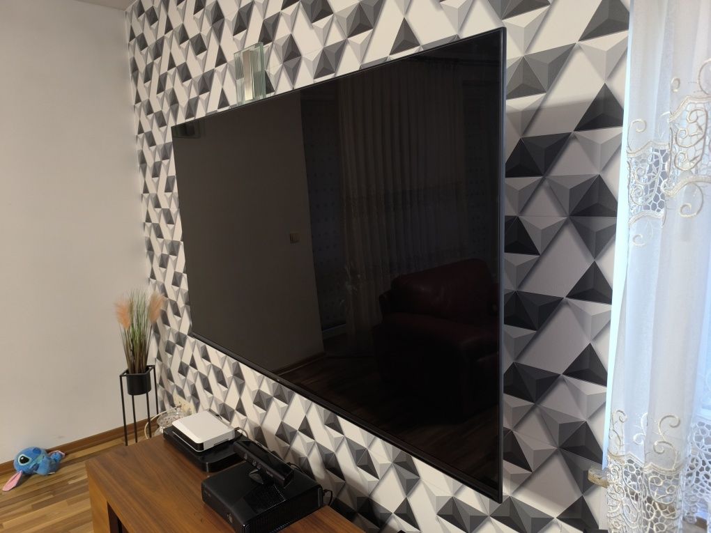 Hisense 65U8NQ, matryca uszkodzona !
