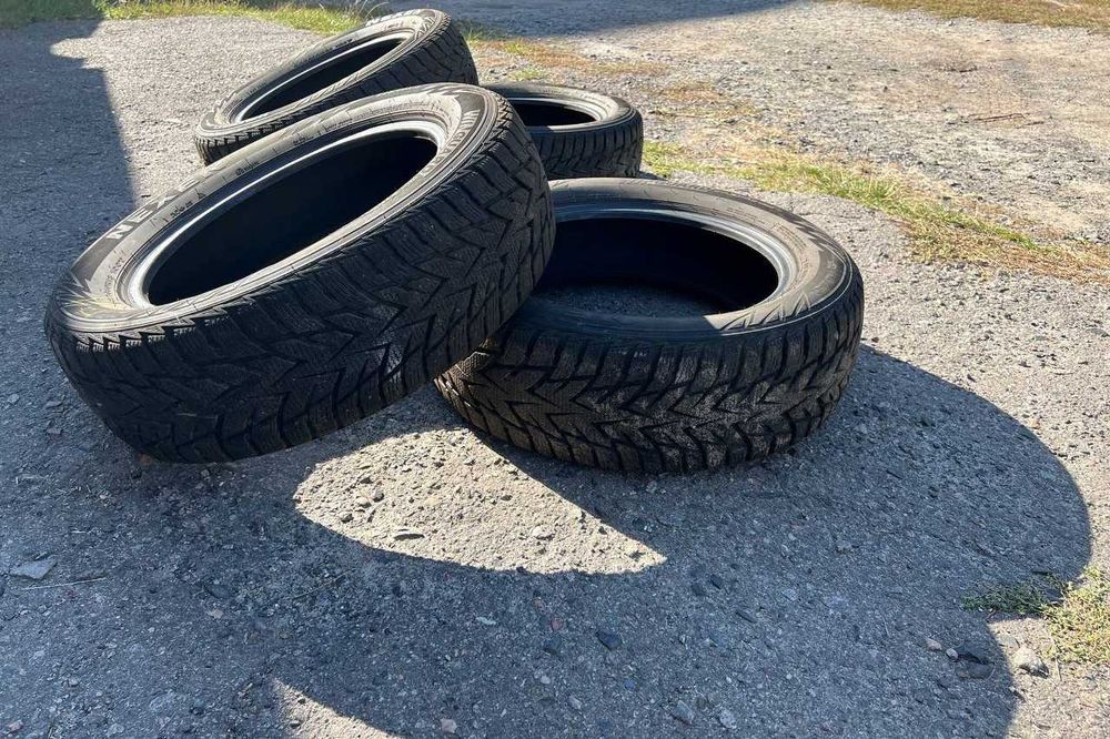 Зимові шини Nexen Winguard WinSpike WS62 225/60 R18