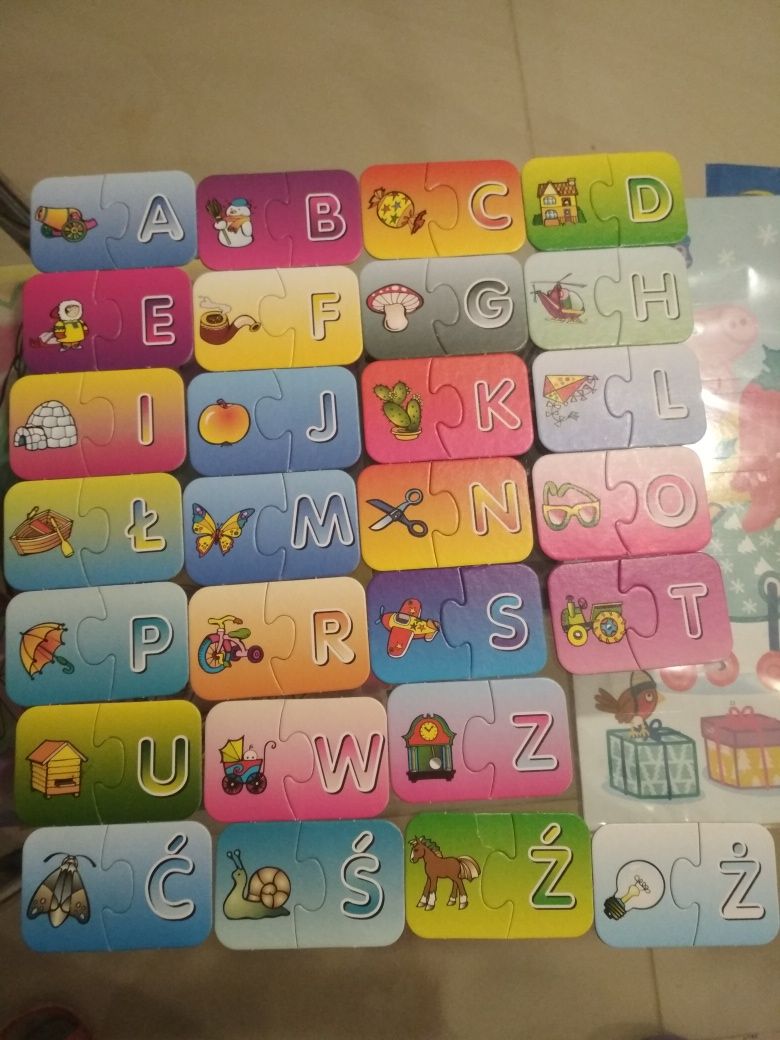 Gra edukacyjna abecadło puzzle Trefl