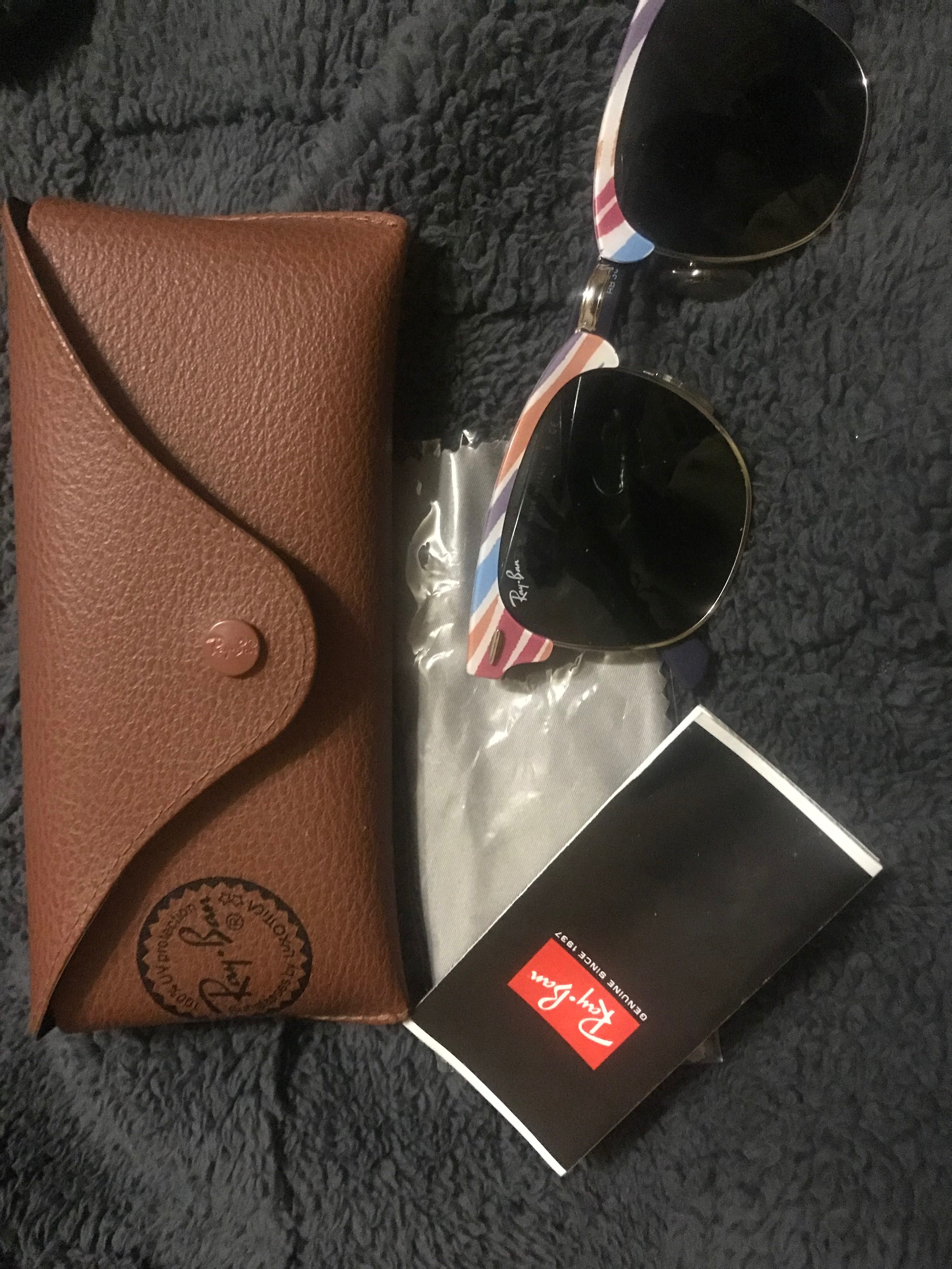 Нові окуляри Ray ban