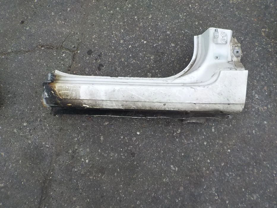 próg prawy fiat 500L 2013r