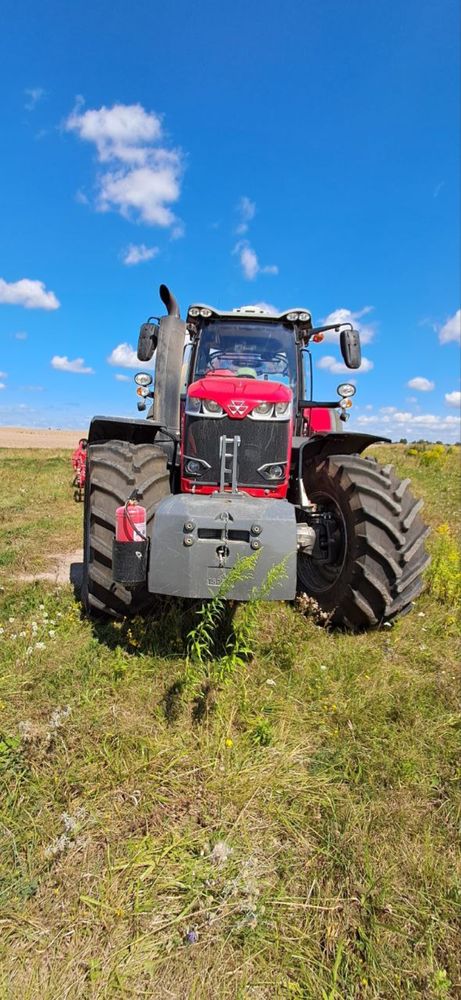 Продам трактор Massey Ferguson 8737S