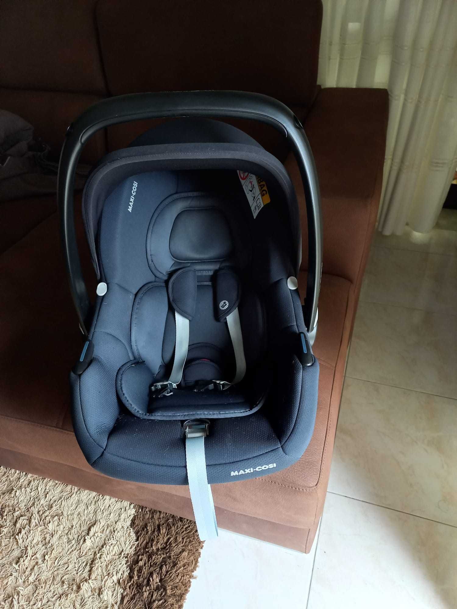 Cadeira Auto CabrioFix i-Size Maxi-Cosi