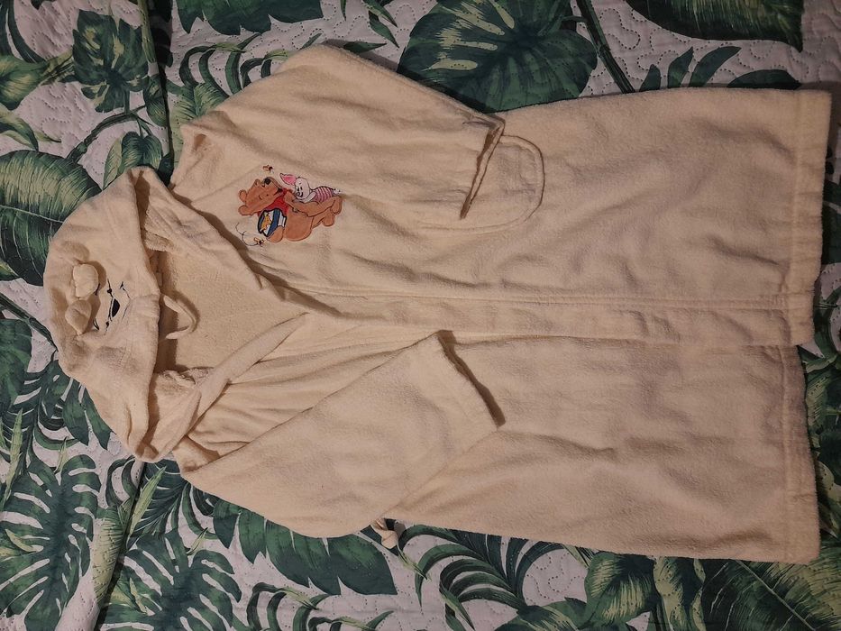 Szlafrok x2 frotte i polarowy r.122 + dwie pary ciepłych kapci