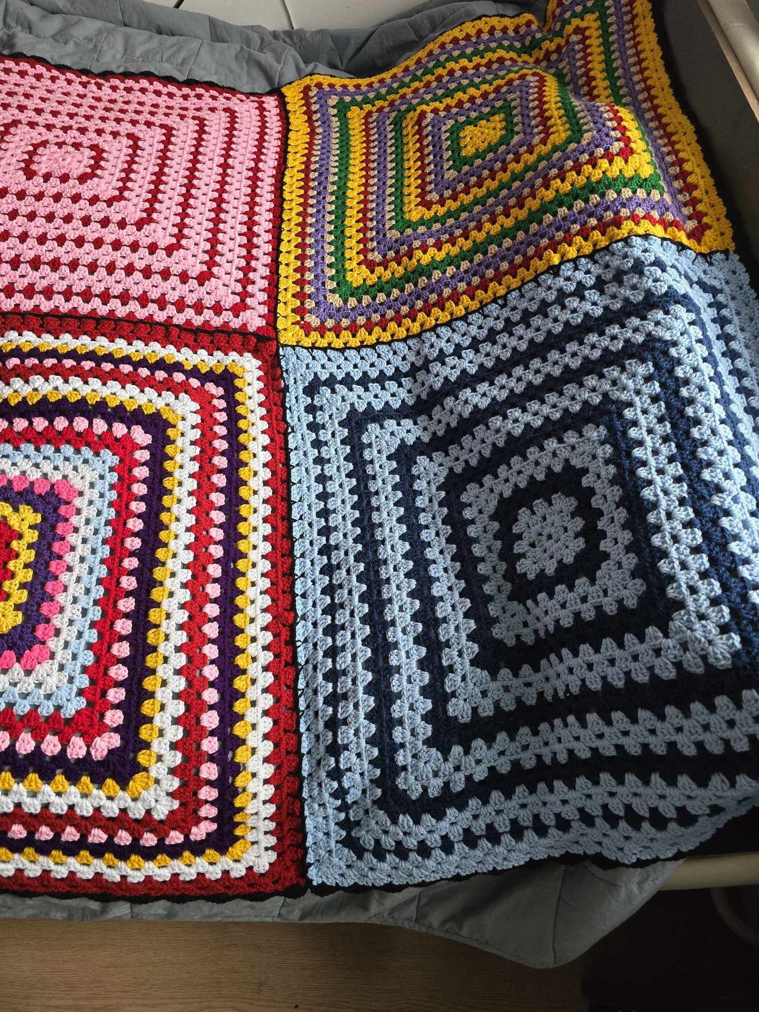Piękna narzuta handmade