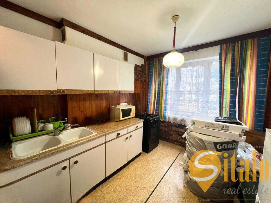 Продаж 1 кімнатної квартири, вулиця Тролейбусна