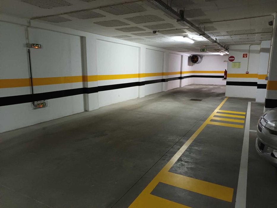 Arrenda-se lugar de garagem AVEIRO