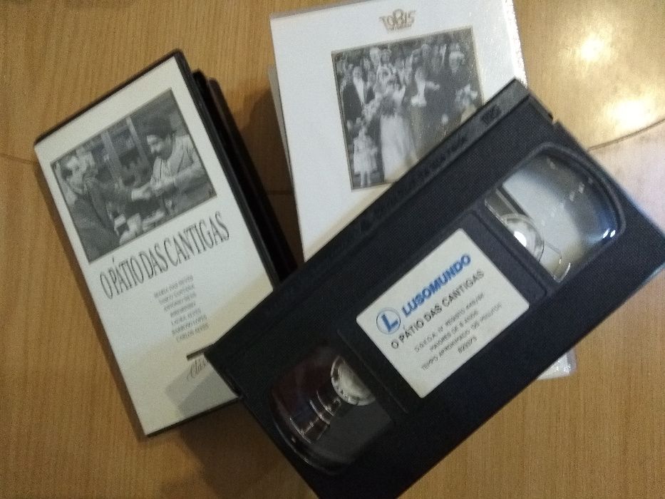 VHS O Pátio das Cantigas | A Canção de Lisboa | O Leão da Estrela