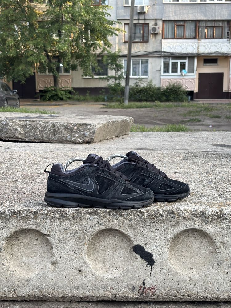 Кроссовки Nike T-Lite XI NBK Замшевые Оригинал