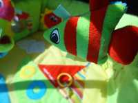 Wielofunkcyjna mata do zabawy, kolorowy ocean firmy Canpol Babies.