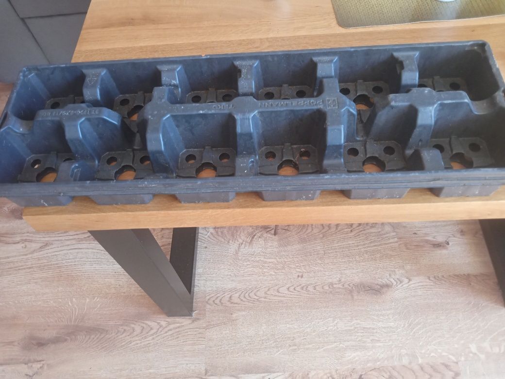 Paleta plastikowa do rozsad