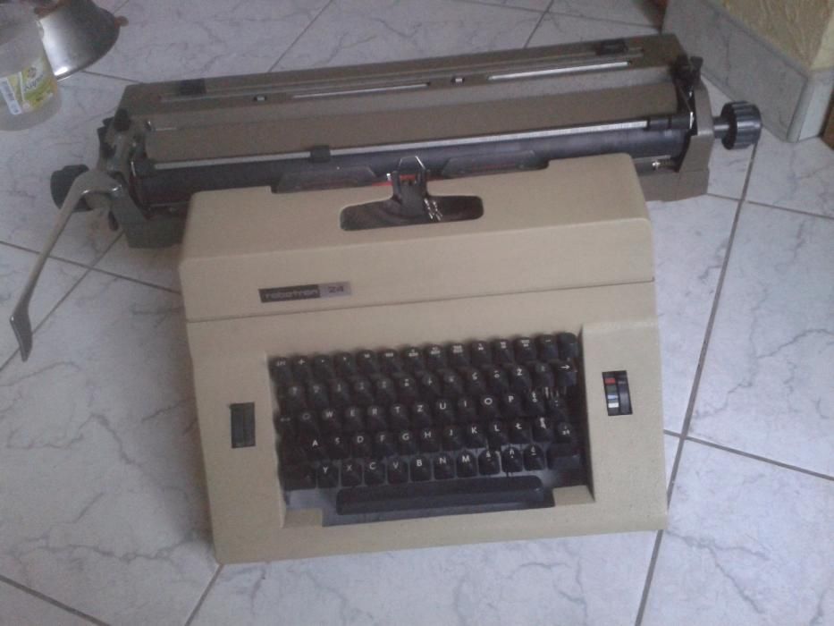 Sprzedam maszynę do pisania