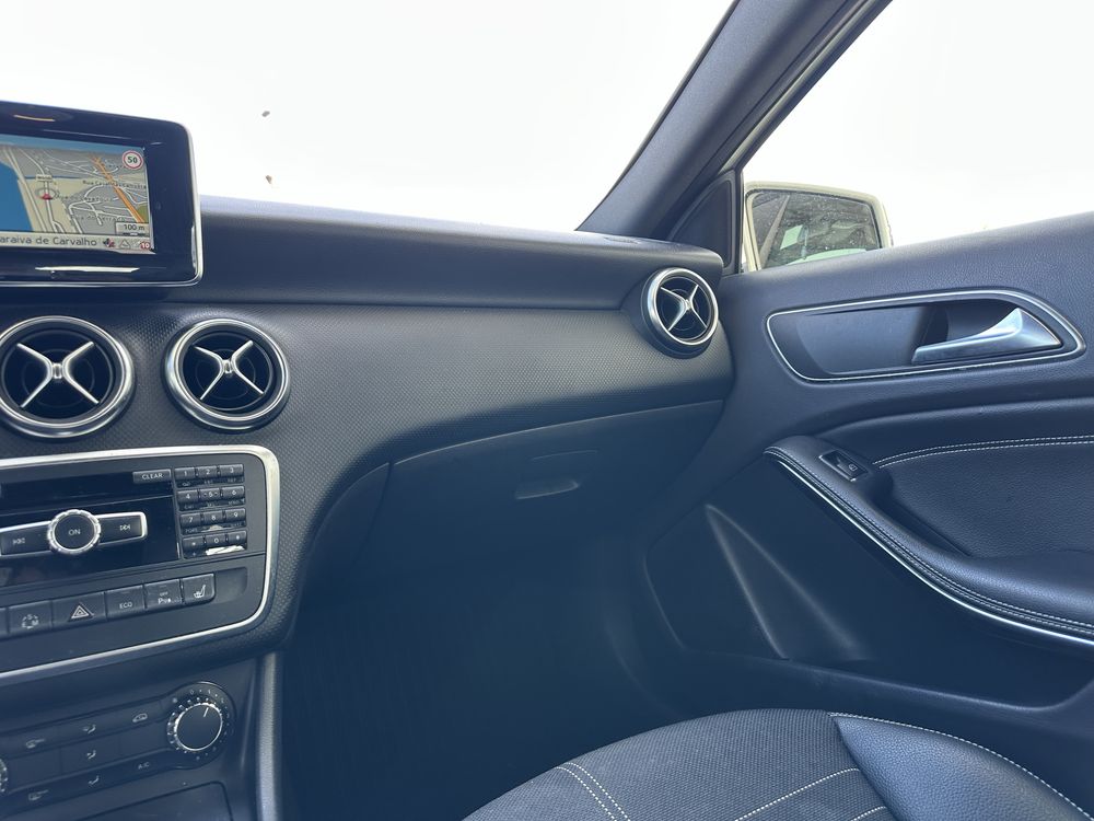 Mercedes-Benz A180 Sport Idition J. AMG Aceito Retoma